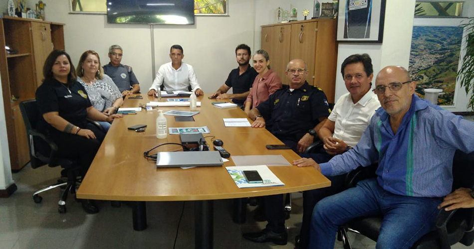 Reunião estabelece medidas de prevenção emergenciais nas escolas de Socorro