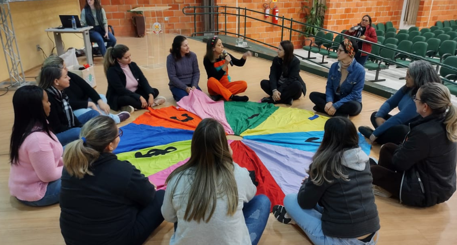 Educação finaliza primeiro semestre da formação "Cantar, Brincar e Letrar"