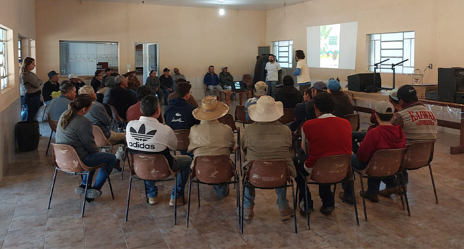 Prefeitura entrega biodigestores nos bairros Lagoa e Varginha